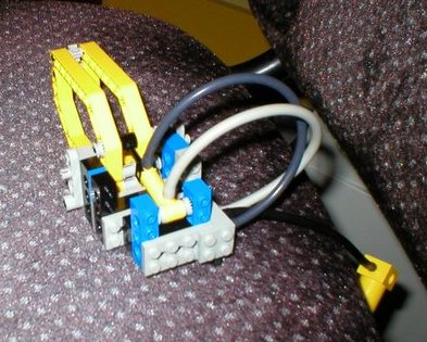 Lego Technic Pneumatic Gripper Closed